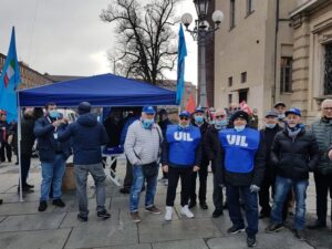 Manifestazione-piazza-Castello-11